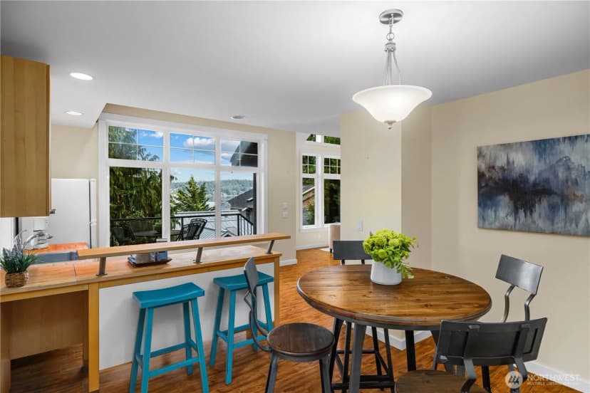 Property photo for 528 W Lake Sammamish Parkway Se, Bellevue photo 27