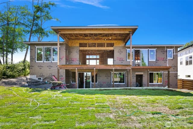 Property photo for 8723 Semiahmoo Drive, Blaine