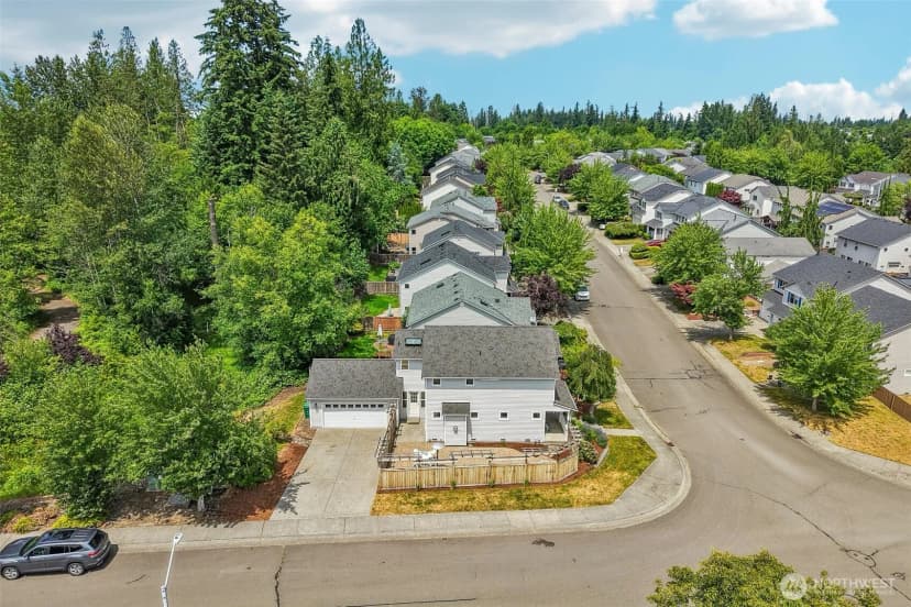 Property photo for 5015 152nd Place Se, Everett photo 31