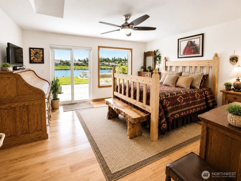 Property photo for 8227 Sehome Road, Blaine photo 12