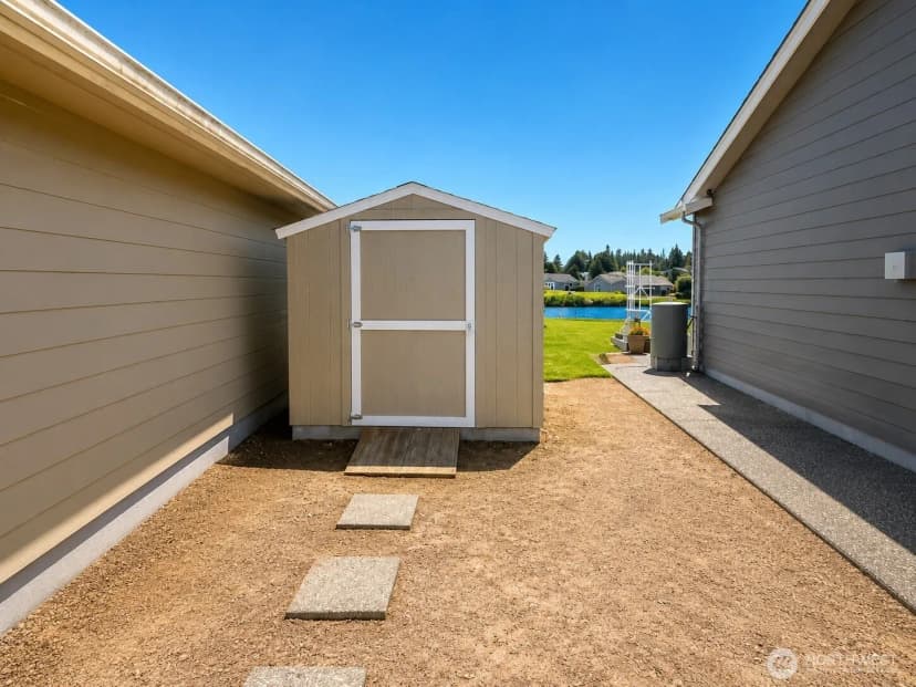 Property photo for 8227 Sehome Road, Blaine photo 17