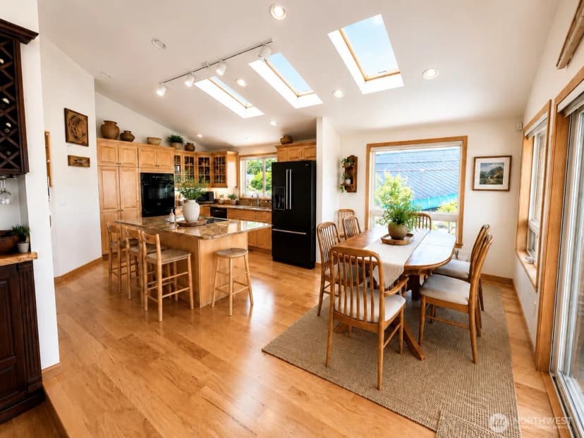 Property photo for 8227 Sehome Road, Blaine photo 9
