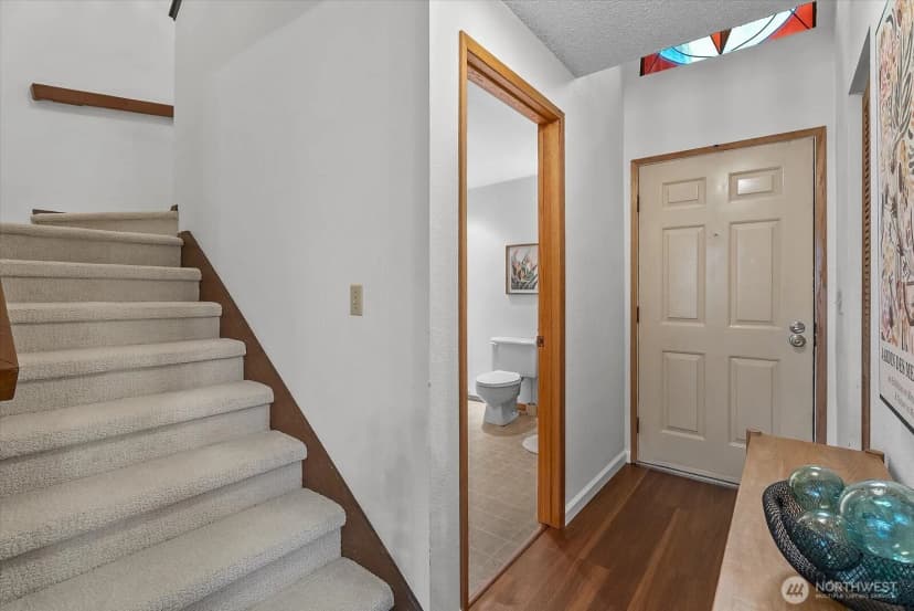 Property photo for 4005 145th Avenue Ne, Bellevue photo 12