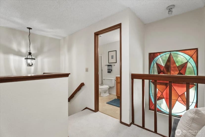Property photo for 4005 145th Avenue Ne, Bellevue photo 13