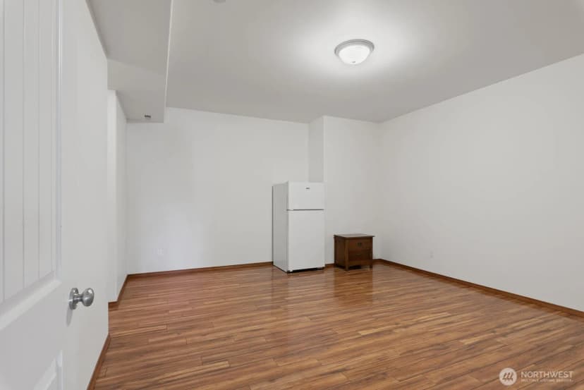 Property photo for 509 E Division Street #a, Arlington photo 20