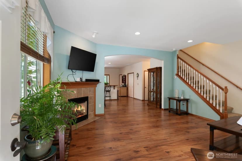 Property photo for 509 E Division Street #a, Arlington photo 11