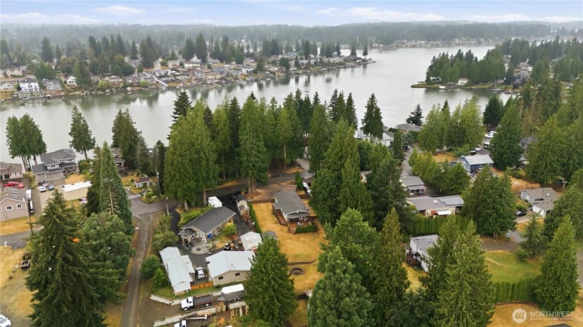 Property photo for 6911 Vandermark Road E, Bonney Lake photo 35