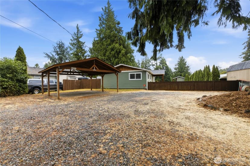 Property photo for 6911 Vandermark Road E, Bonney Lake photo 31