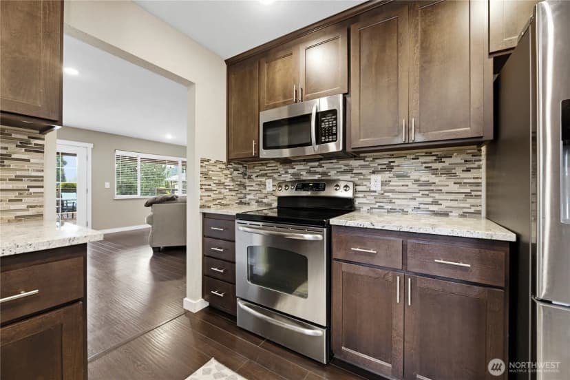 Property photo for 6911 Vandermark Road E, Bonney Lake photo 14