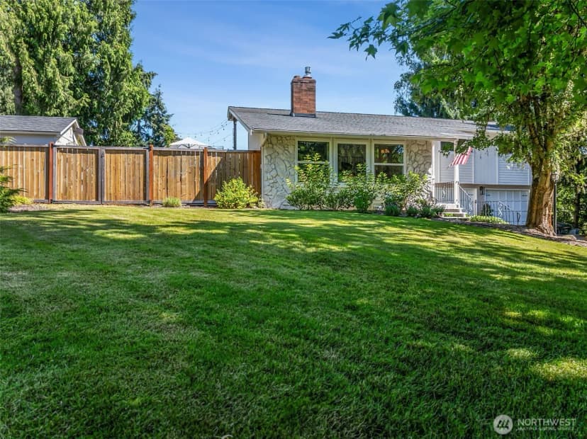 Property photo for 6221 81st Street E, Puyallup photo 2