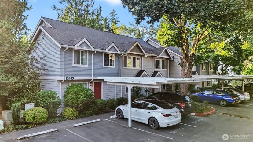 Property photo for 13105 102nd Lane Ne #unit 5, Kirkland photo 2