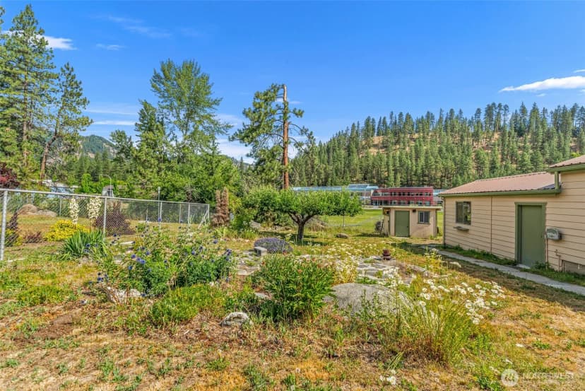 Property photo for 826 Pine Street, Leavenworth photo 23