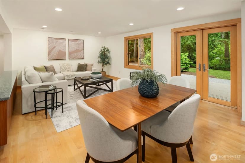 Property photo for 12820 Ne 39th Street, Bellevue photo 11