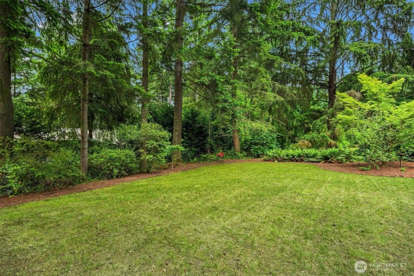 Property photo for 12820 Ne 39th Street, Bellevue photo 33