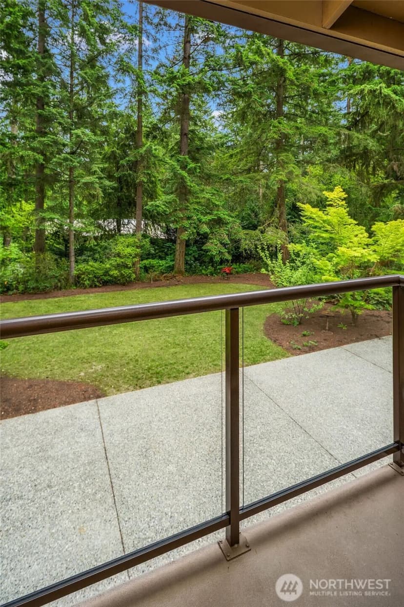 Property photo for 12820 Ne 39th Street, Bellevue photo 26