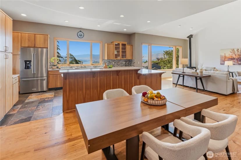 Property photo for 323 Stoneybrook Lane, Wenatchee photo 10