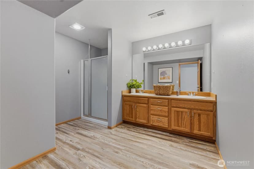 Property photo for 323 Stoneybrook Lane, Wenatchee photo 30