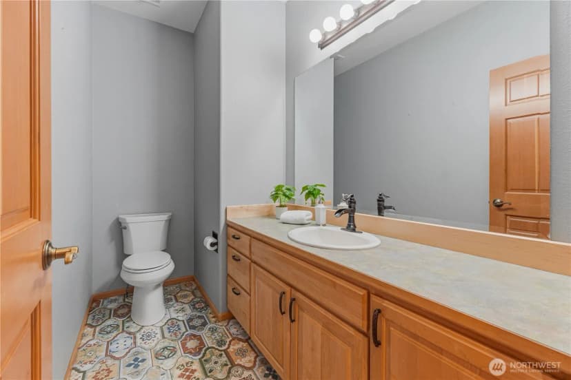 Property photo for 323 Stoneybrook Lane, Wenatchee photo 21