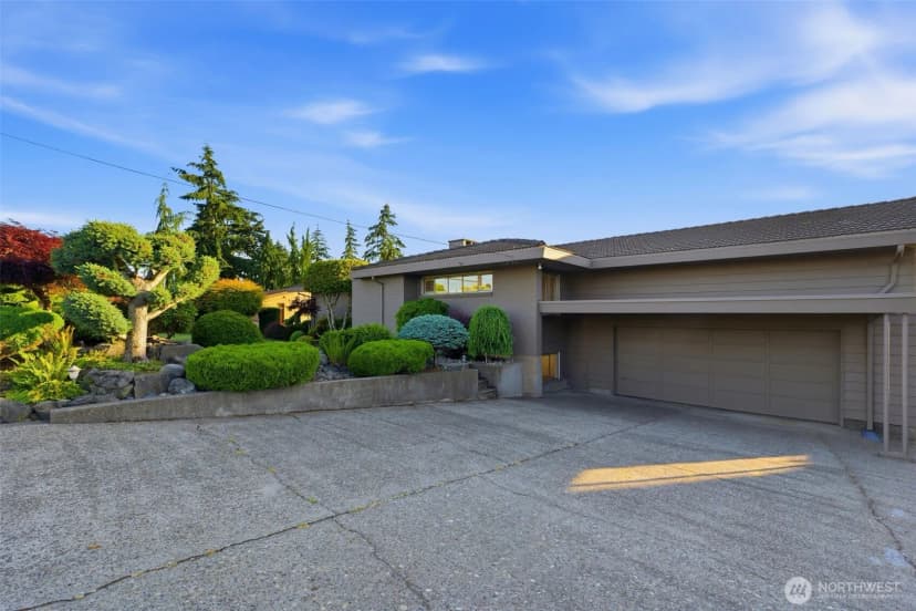 Property photo for 4620 N Lexington Street, Tacoma photo 2