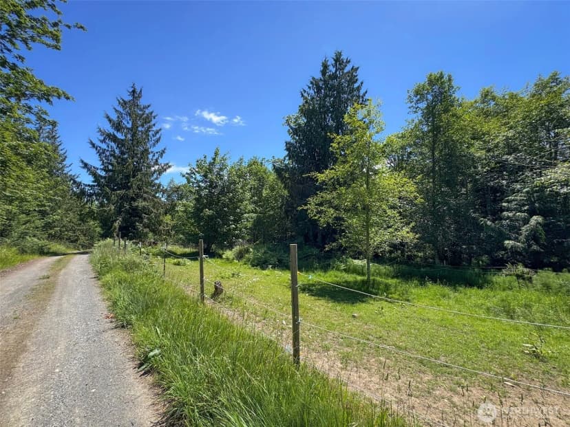 Property photo for 663 Glass Road, Port Angeles photo 28