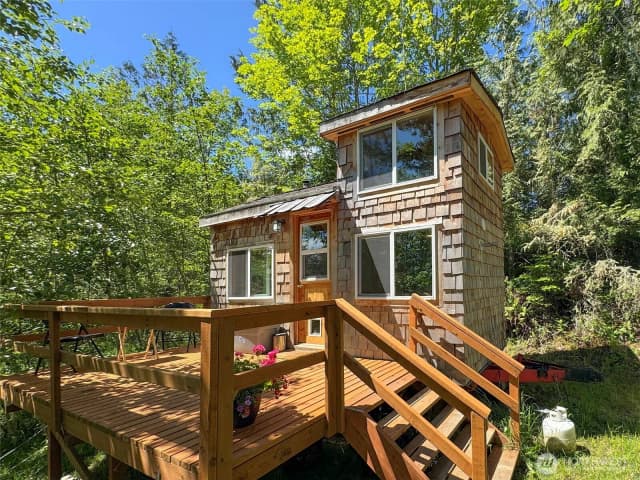 Property photo for 663 Glass Road, Port Angeles photo 2