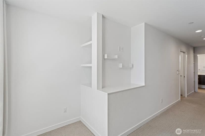 Property photo for 604 Nw 77th Street #d, Seattle photo 26