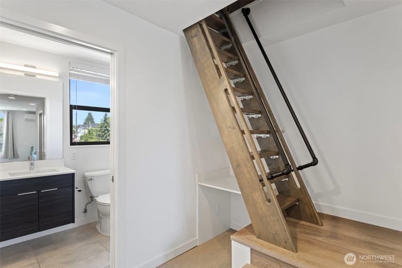 Property photo for 604 Nw 77th Street #d, Seattle photo 27