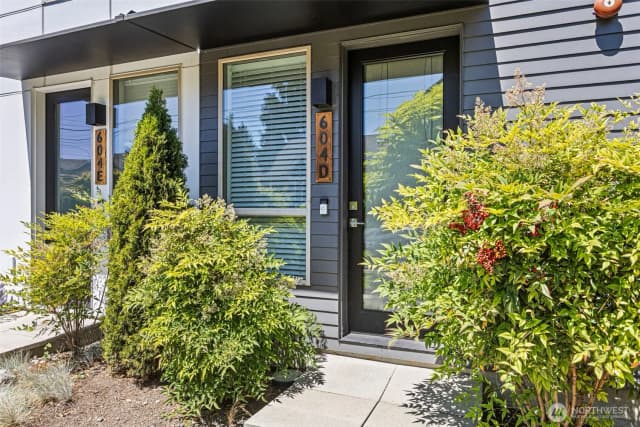 Property photo for 604 Nw 77th Street #d, Seattle photo 5
