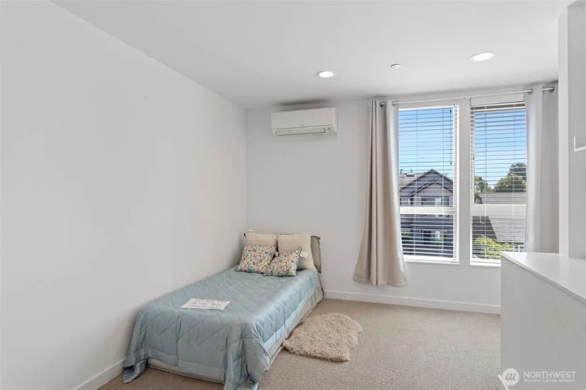 Property photo for 604 Nw 77th Street #d, Seattle photo 22