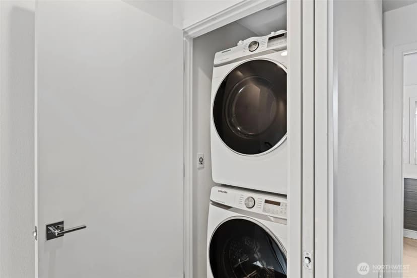 Property photo for 604 Nw 77th Street #d, Seattle photo 21