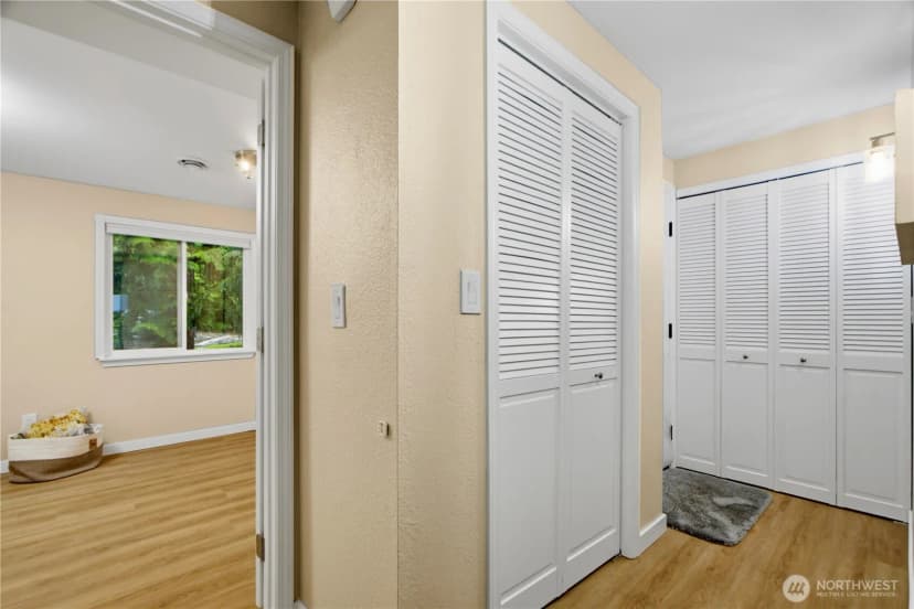 Property photo for 12219 Ne Bel Red Road #d202, Bellevue photo 18