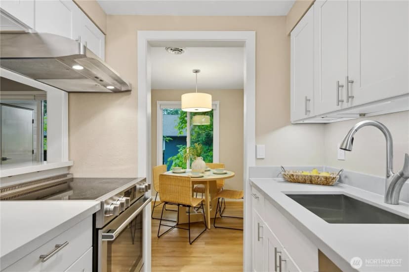 Property photo for 12219 Ne Bel Red Road #d202, Bellevue photo 7