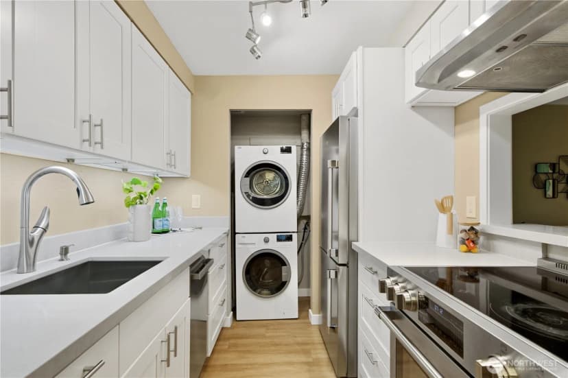 Property photo for 12219 Ne Bel Red Road #d202, Bellevue photo 8