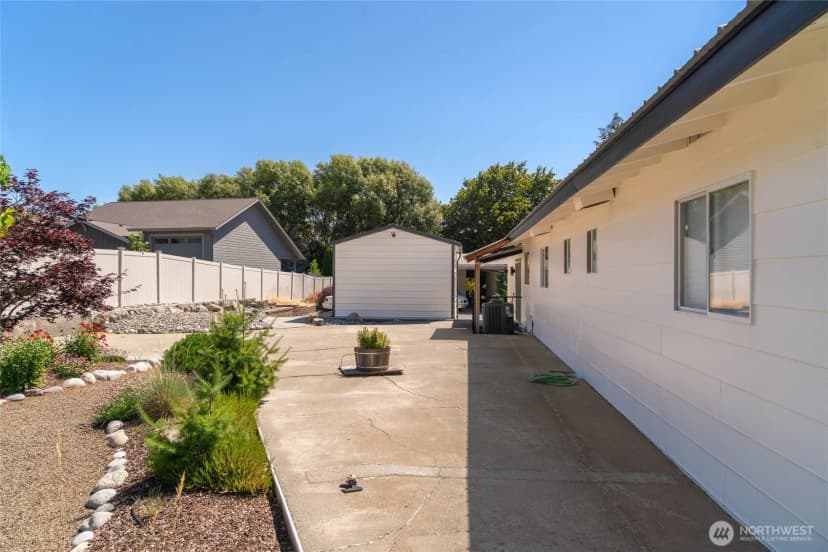 Property photo for 330 Sunnyslope Heights, Wenatchee photo 19