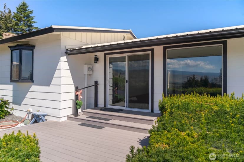 Property photo for 330 Sunnyslope Heights, Wenatchee photo 21