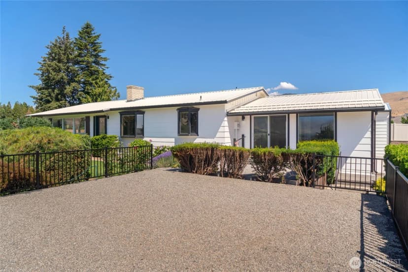 Property photo for 330 Sunnyslope Heights, Wenatchee photo 22