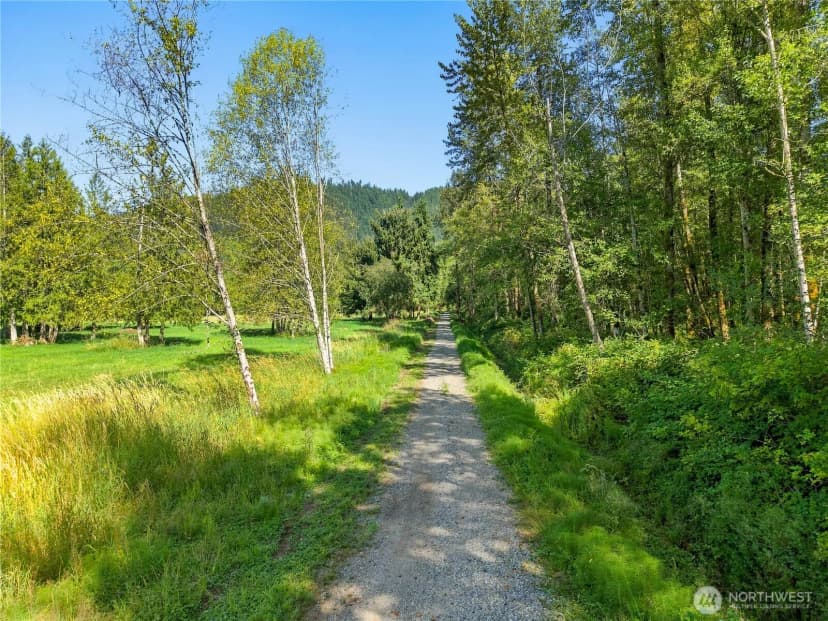 Property photo for 13030 Jim Creek Road, Arlington photo 40