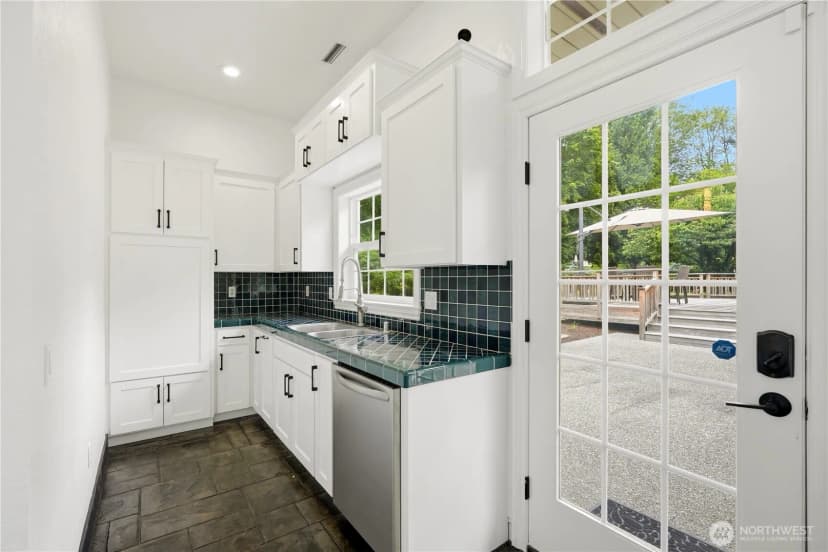 Property photo for 13030 Jim Creek Road, Arlington photo 13