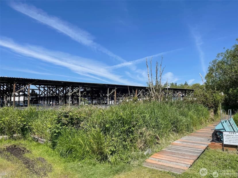 Property photo for 3911 Lake Washington Boulevard Se #f-31, Bellevue photo 8