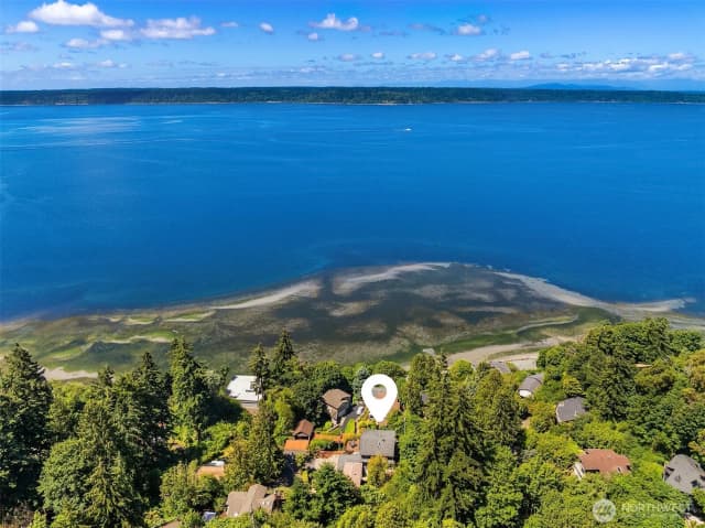 Property photo for 2714 Sw 152nd Pl, Burien photo 4