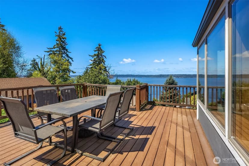 Property photo for 2714 Sw 152nd Pl, Burien photo 8