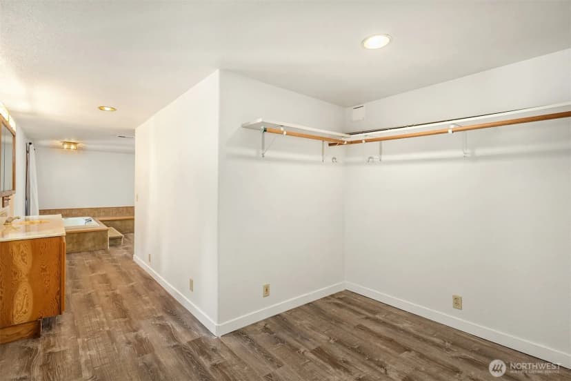 Property photo for 2714 Sw 152nd Pl, Burien photo 16