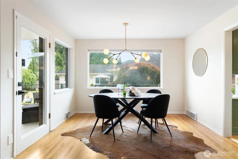 Property photo for 6050 43rd Avenue Ne, Seattle photo 9