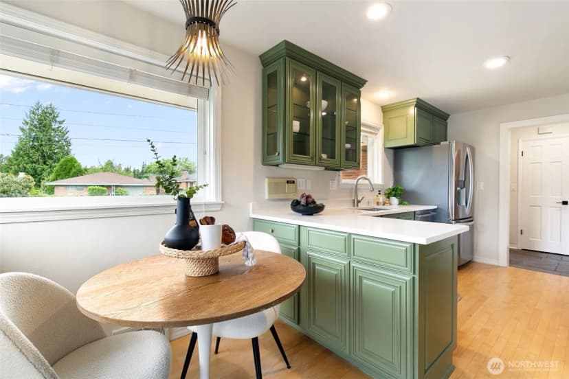 Property photo for 6050 43rd Avenue Ne, Seattle photo 16