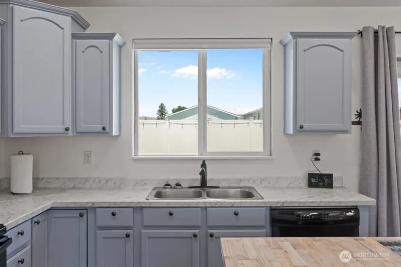 Property photo for 225 Atterberry Drive Sw, Mattawa photo 11