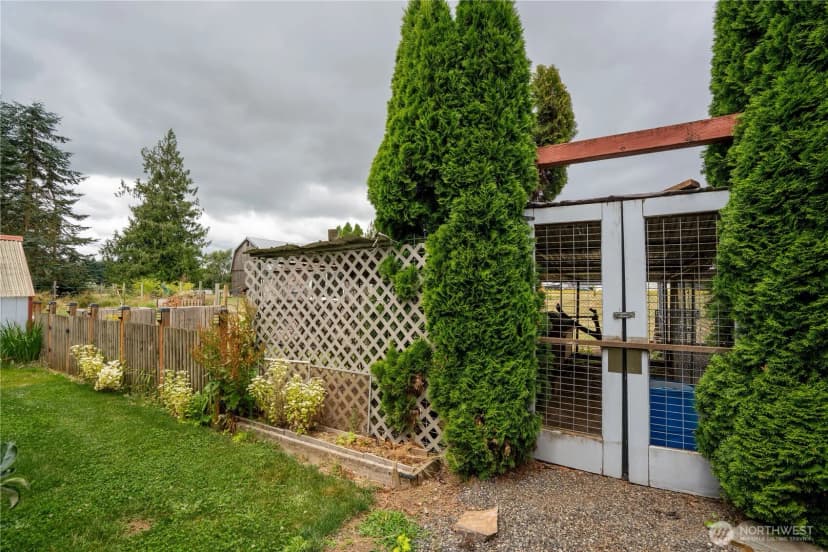 Property photo for 1724 Haveman Road, Lynden photo 30