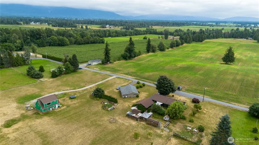 Property photo for 1724 Haveman Road, Lynden photo 38