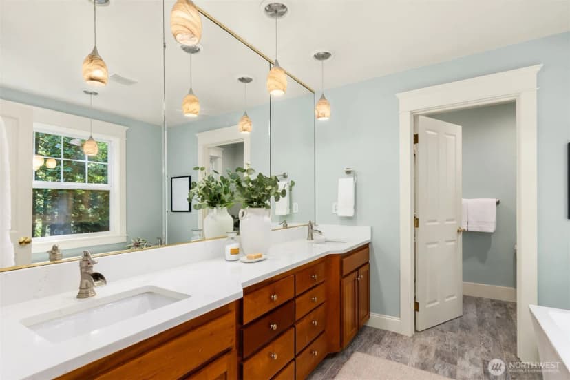 Property photo for 8363 Ne Sumanee Place, Bainbridge Island photo 22