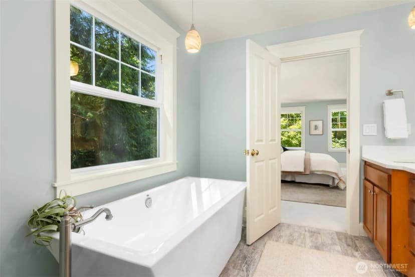 Property photo for 8363 Ne Sumanee Place, Bainbridge Island photo 23