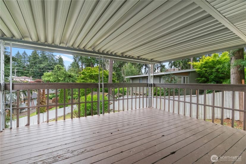 Property photo for 7507 66th Avenue W, Lakewood photo 13
